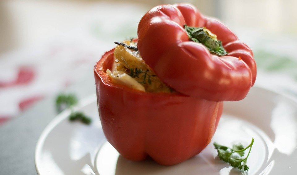 ŠTA KUVATE DANAS? Punjene paprike sa sirom idealne su za lagani letnji ručak!