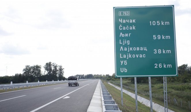IPAK BUDITE OPREZNI ZA VOLANOM! Suvi kolovozi i umeren saobraćaj na putevima u Srbiji!