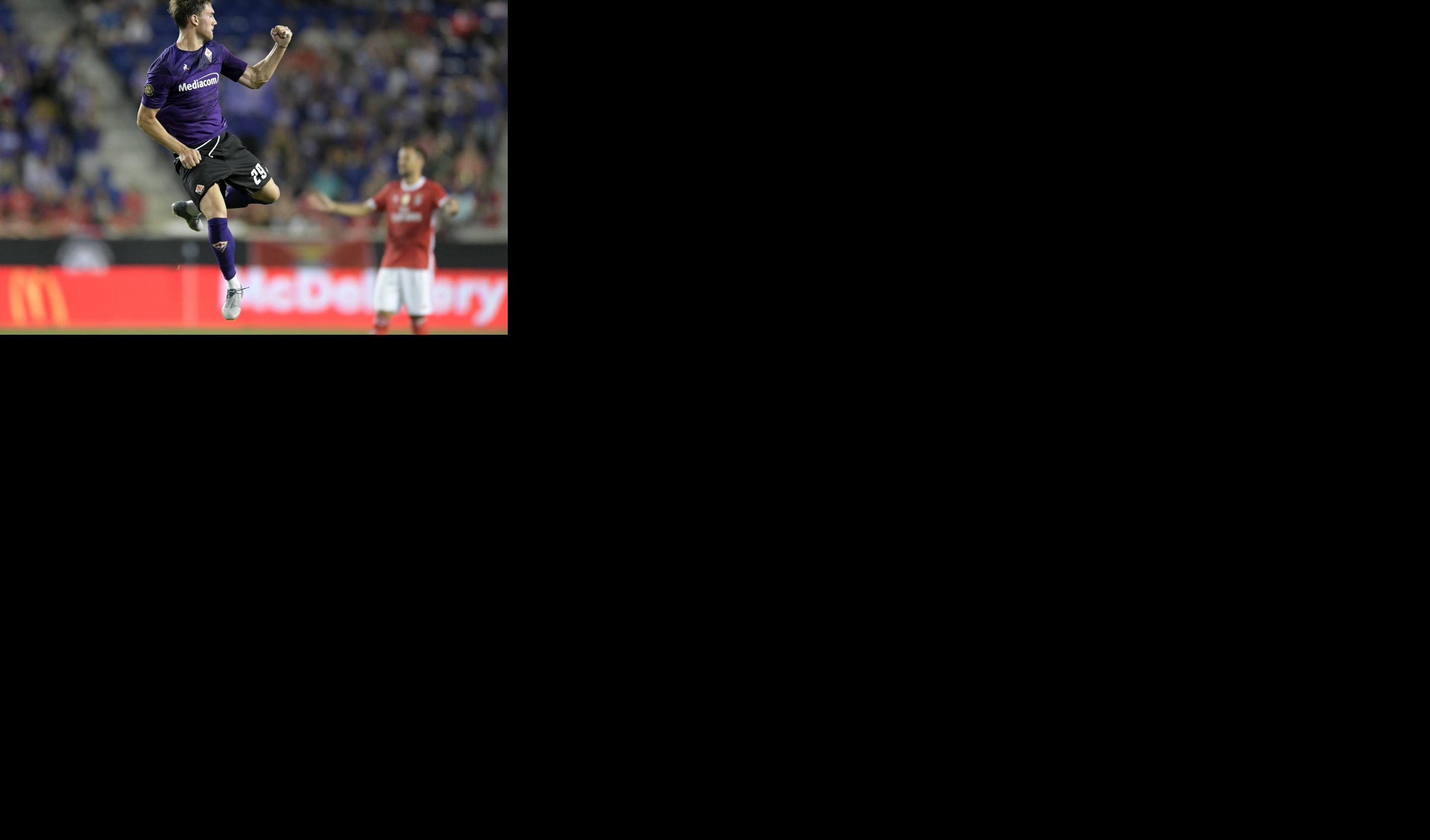(VIDEO) SRBIN BRILJIRA U FIORENTINI! Vlahović za 15 minuta postigao dva gola i doneo pobedu ekipi iz Firence!