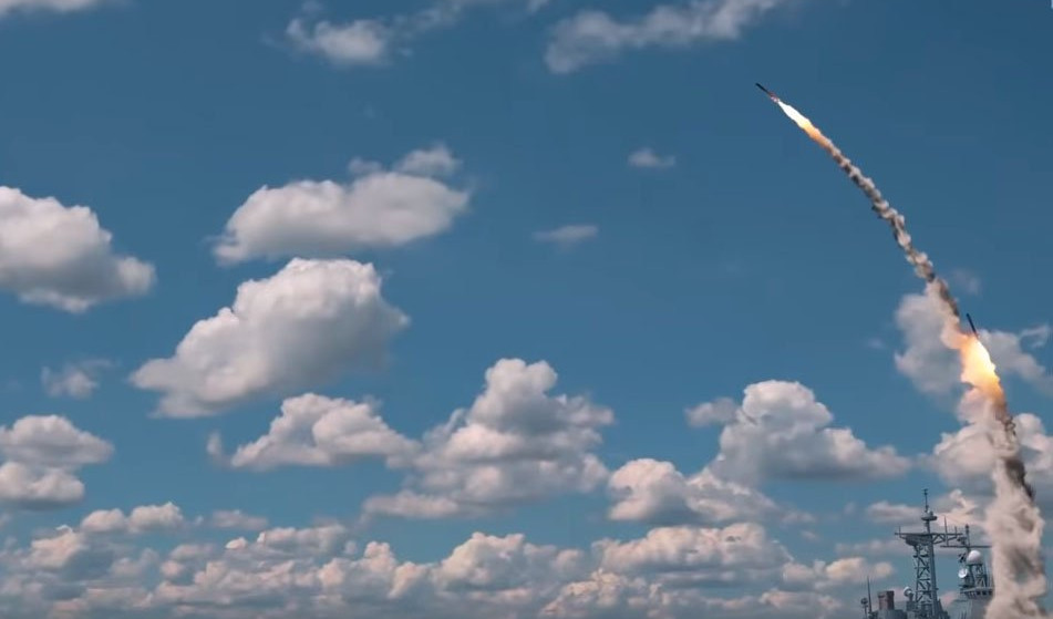 (VIDEO) RUSI IMAJU SPREMAN ODGOVOR ZA AMERE! Poleću i ruske rakete srednjeg dometa!