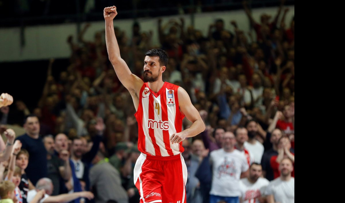 (FOTO) PREDIVNE VESTI U PORODICI KEŠELJ! Srpski košarkaš postao tata po drugi put!
