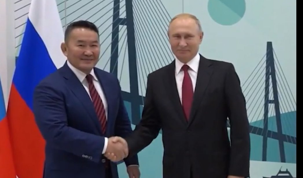 (VIDEO) EVO KO JE PUTINOV TAKMAC U DŽUDOU! Ruskog i mongolskog predsednika spaja ljubav prema borilačkim veštinama!