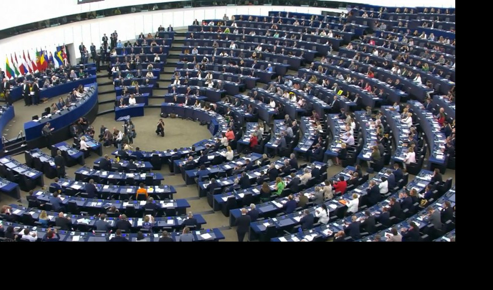 PRODUŽENA RUKA AMERIKE?! Parlament EU doneo rezoluciju protiv Kube!