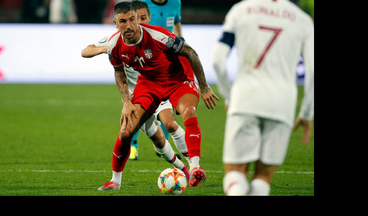 DELIJE SU SE DŽABE NADALE! Kolarov već 2022. godine dobija novu funkciju u Romi!