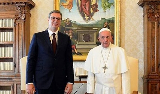 (FOTO) VUČIĆ POSLE SASTANKA S PAPOM: Poštujemo principijelni stav Vatikana da ne prizna nezavisnost Kosova! Poseta pape Srbiji - TEK UZ SAGLASNOST SPC!