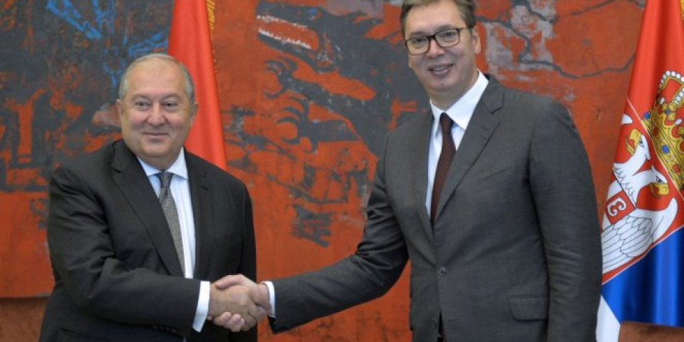 DVE ZEMLJE USPEŠNO ODGOVORILE NA IZAZOV Vučić i predsednik Jermenije razgovarali o koroni i međusobnoj saradnji