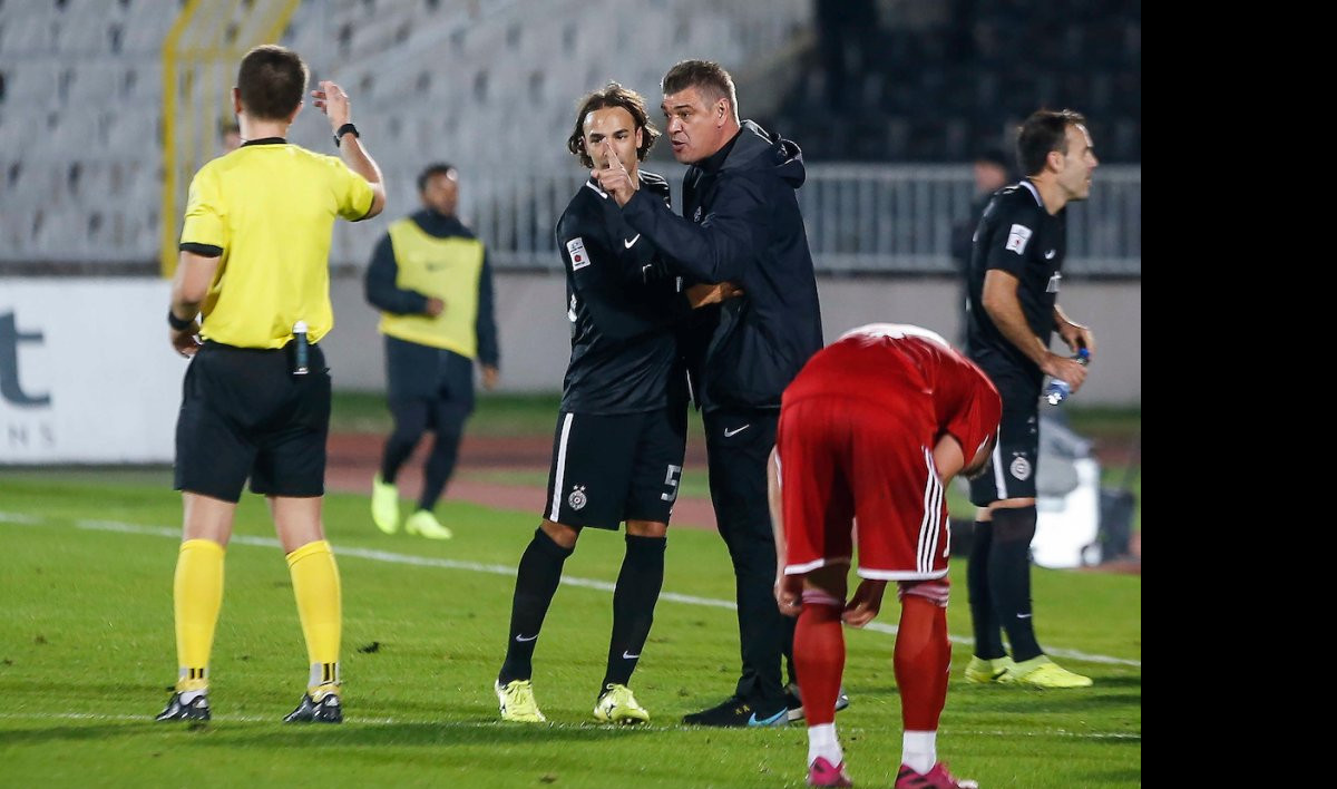 REČ STRUČNJAKA ZA SUĐENJE! Detaljna analiza spornih situacija iz mečeva večitih: Ko je oštećen, a ko je prevario arbitra?