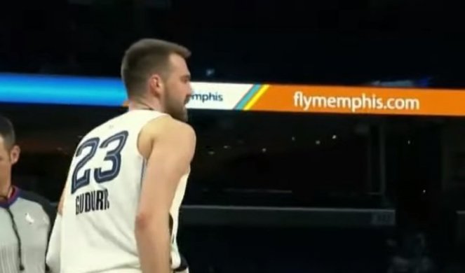 (VIDEO) POČELA JE JOŠ JEDNA SRPSKA NBA PRIČA! Evo kako je Gudurić odigrao na debiju za Memfis!