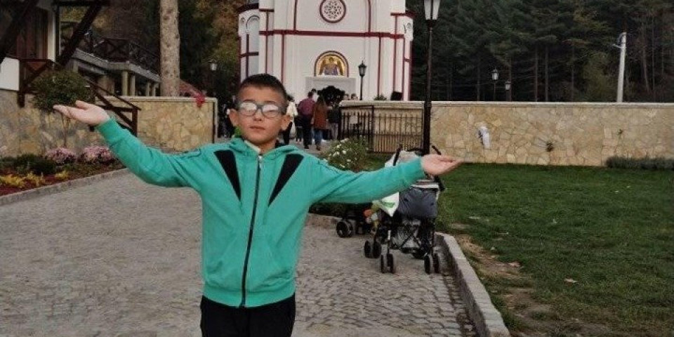 LAZARU (7) NESTAO TUMOR POSLE BORAVKA U MANASTIRU TUMANE! Na svetom mestu Filipovići potražili spas, a kada su uradili novu analizu - LEKARI SU OSTALI U ČUDU!