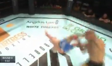 (VIDEO) OVO JE MMA NOKAUT GODINE! "Kotrljajući grom" uspavao rivala, ovakav udarac još NISTE VIDELI!
