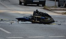 TEŠKO POVREDIO PAR NA MOTORU! Uhapšen vozač iz Inđije koji je izazvao nesreću u Petrovaradinu!