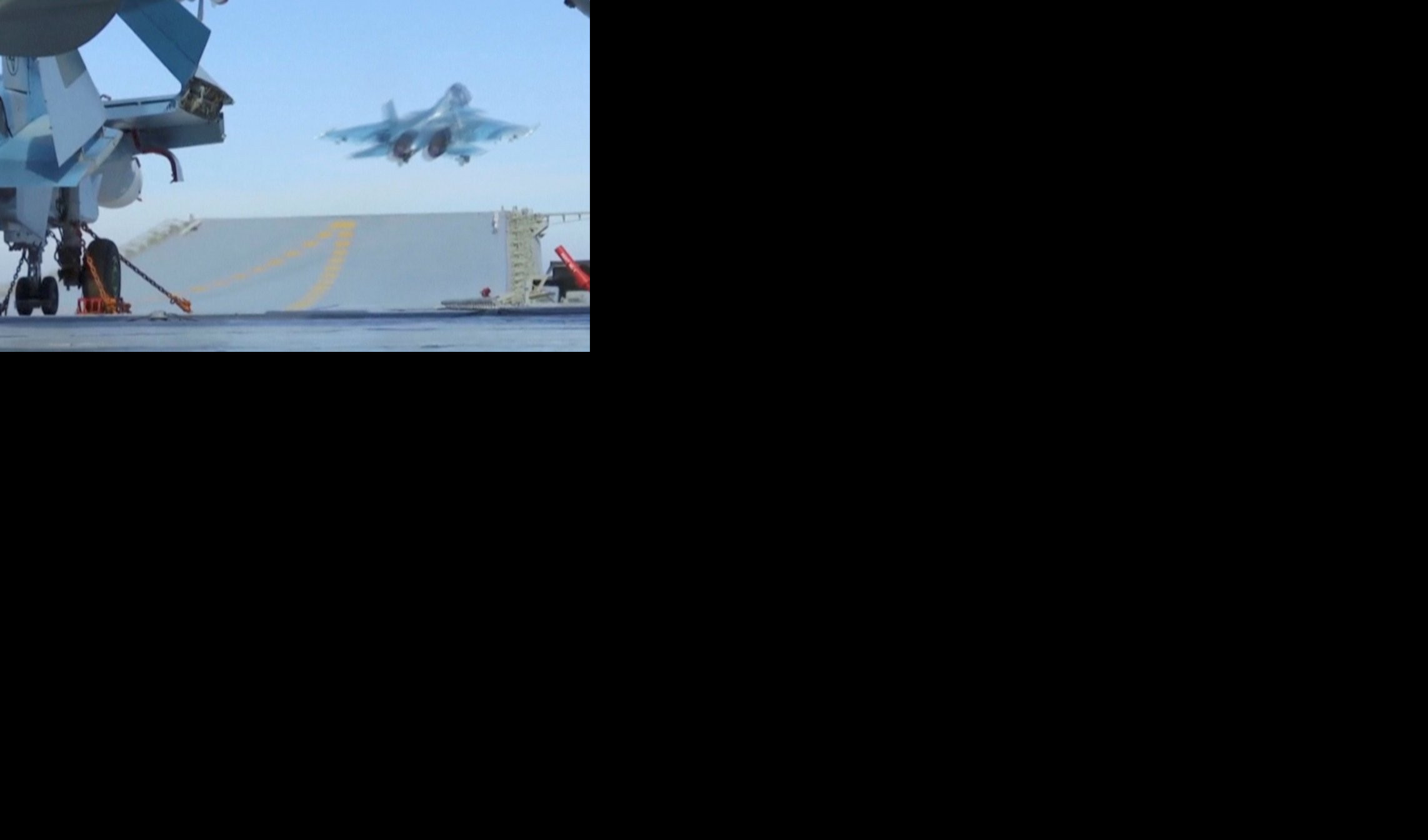 (VIDEO) KINESKI LOVAC 4. GENERACIJE POLEĆE sa nosača aviona Šandong čije nacrte su PEKINGU PRODALI UKRAJINCI! I avion je kopija "nedovršenog Suhoja Su-33"!