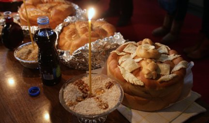 APEL MITROPOLIJE: Krsne slave proslaviti osvećenjem slavskog kolača i u krugu porodice!