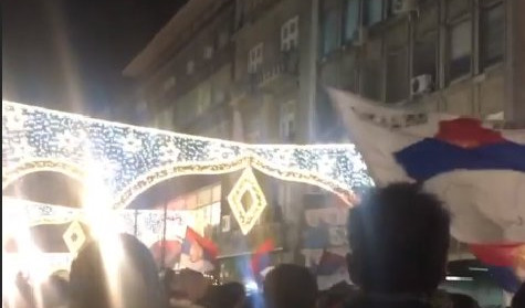 (VIDEO) ŠIPTARE MILO, PROKLETO TI BILO! U toku protest ispred ambasade Crne Gore u Beogradu!