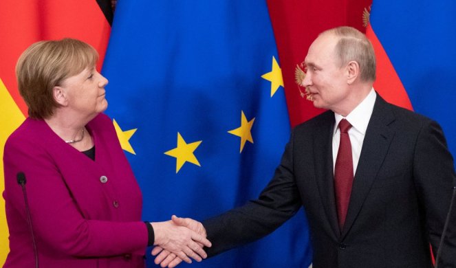 TRI NAJVAŽNIJE TEME! Putin razgovarao sa nemačkom kancelarkom Angelom Merkel!