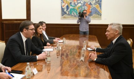 ALEKSANDRE, PRENESITE PUTINU... Vučić sa Bocan-Harčenkom razgovarao o pismu ruskog predsednika i dolasku Šojgua i Lavrova u Beograd!