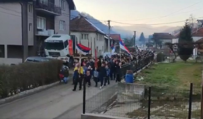 (VIDEO) LITIJA DUGA 50 KILOMETARA STIGLA U BIJELO POLJE! Vernici ispunili misiju, SVETINJE NEMAJU CENU!