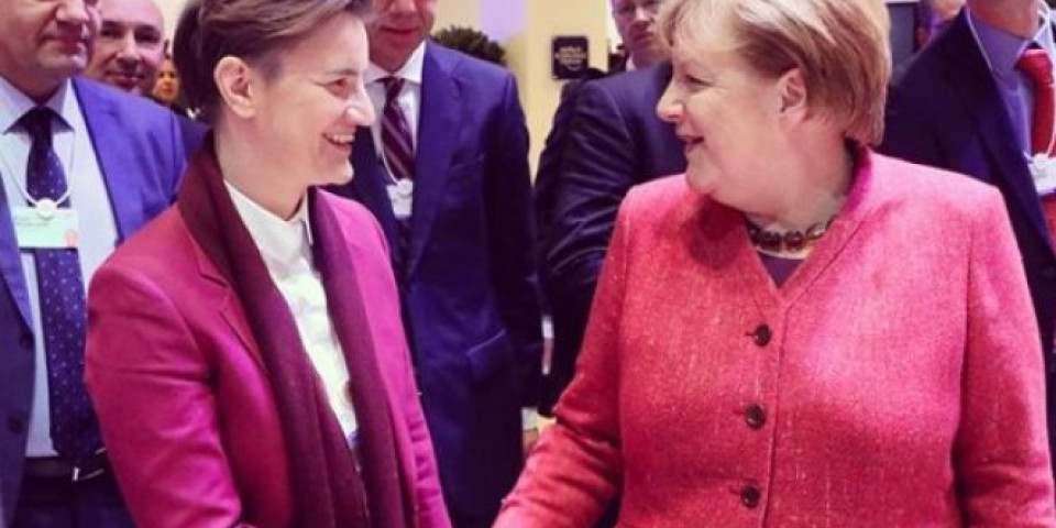 UVEK JE ČAST I ZADOVOLJSTVO... Premijerka Srbije sastala se sa Angelom Merkel u Davosu! (FOTO)