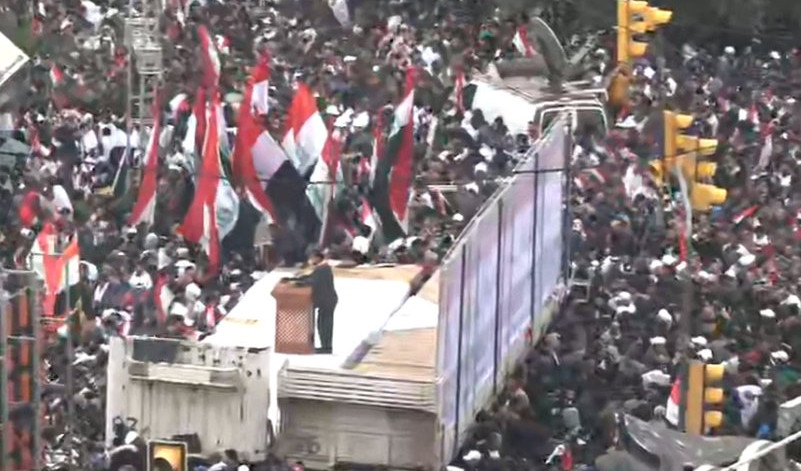 (VIDEO) IRAK NA NOGAMA, NAROD TRAŽI ODLAZAK AMERIKANACA IZ ZEMLJE! Hiljade demonstranata na antiameričkim protestima u Bagdadu!