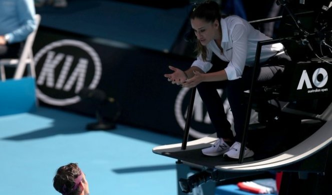SVET ODLEPIO ZA SEK*I SRPKINJOM! Marijana IZRIBALA Federera, lepa Eženi joj poslala srce, navijači u transu (FOTO)