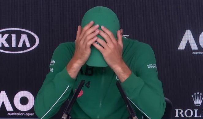 (VIDEO) STIGLE GA EMOCIJE! NOLE POTPUNO SLOMLJEN NA KONFERENCIJI! Đokovića jedva govorio o svom nastradalom prijatelju Kobiju Brajantu!