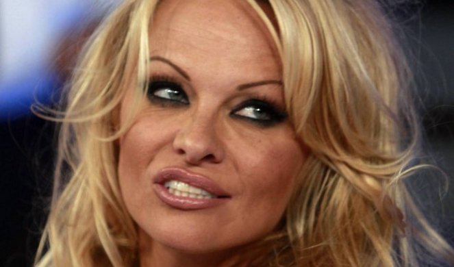 PAMELA ANDERSON PRIZNALA: Nisam zaradila ništa od Čuvara plaže, želeli su da glumim besplatno