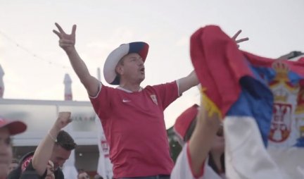 (VIDEO) MELBURNOM ODJEKIVALO - KOSOVO JE SRCE SRBIJE! Evo kako su navijači bodrili Đokovića skoro 4 SATA!
