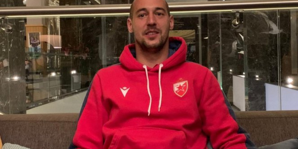 BORJAN MENJA ZANIMANJE! Srpski fudbaler prešao u frizere