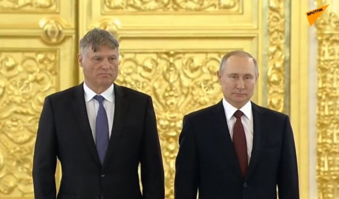 RUSIJA JE UZ BRATSKU SRBIJU! Putin pred ambasadorima saopštio Lazanskom JASNU PORUKU!