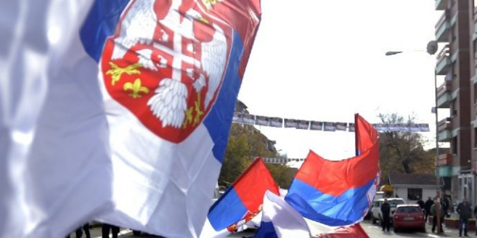 Dan srpskog jedinstva i zastave obeležavamo 15. septembra! Naša trobojka je zajednička Srbima u Srbiji, Republici Srpskoj i Crnoj Gori!