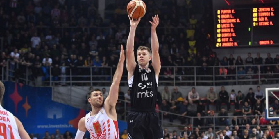 (VIDEO) PARTIZAN POSLE DRAME DO TROFEJA U NIŠU! Crno-beli vezali treću "Žućkovu levicu", Braun promašio pobedu!