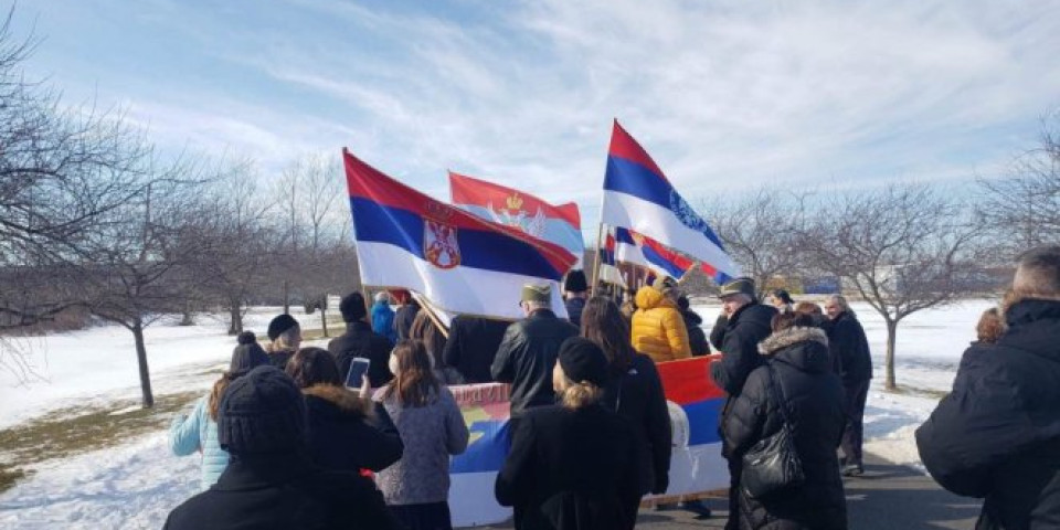 KRENULE LITIJE U CRNOJ GORI! Šaranci predvođeni mati Makrinom 44 kilometra u krsnom hodu do Žabljaka