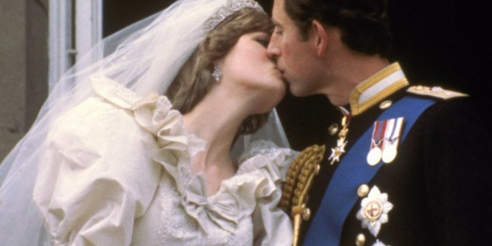 NAJDUŽI VEO U KRALJEVSKOJ ISTORIJI! Dajanina venčanica biće izložena u palati Kensington /VIDEO/