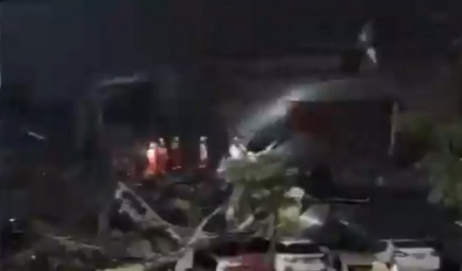 TRAGEDIJA U KINI! Srušio se hotel u kojem su boravili zaraženi koronavirusom, NAJMANJE 70 LJUDI ISPOD RUŠEVINA! (VIDEO)