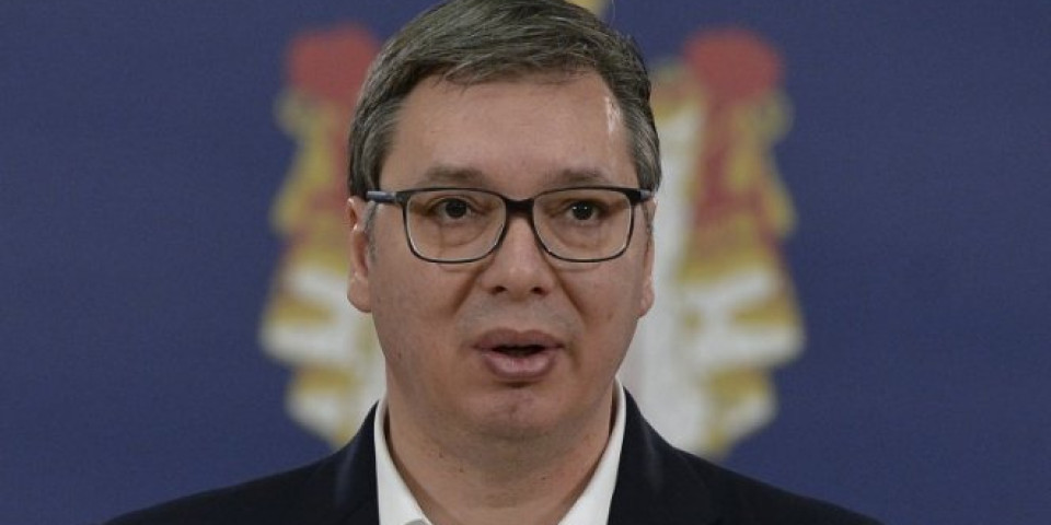 (VIDEO) OVO JE NAJTEŽI IZAZOV ZA SVE NAS! Vučić: Molim naše najstarije da ostanu u kućama!