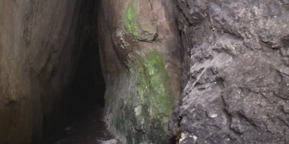 REVOLUCIONARNO OTKRIĆE NADOMAK SRBIJE! Areheolozi nisu mogli da veruju šta su pronašli u ovoj pećini (FOTO)