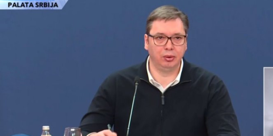 (VIDEO) NAJNOVIJE MERE! PREDSEDNIK VUČIĆ SAOPŠTIO: Od sutra u 8 ujutru zatvaraju se svi granični prelazi za drumski, železnički i rečni saobraćaj!