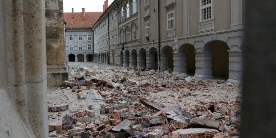 DOBRA VEST! DETE, IPAK, NIJE STRADALO U ZAGREBU! Lekari: Reanimirali smo ga! Pokušavamo da ga spasemo!