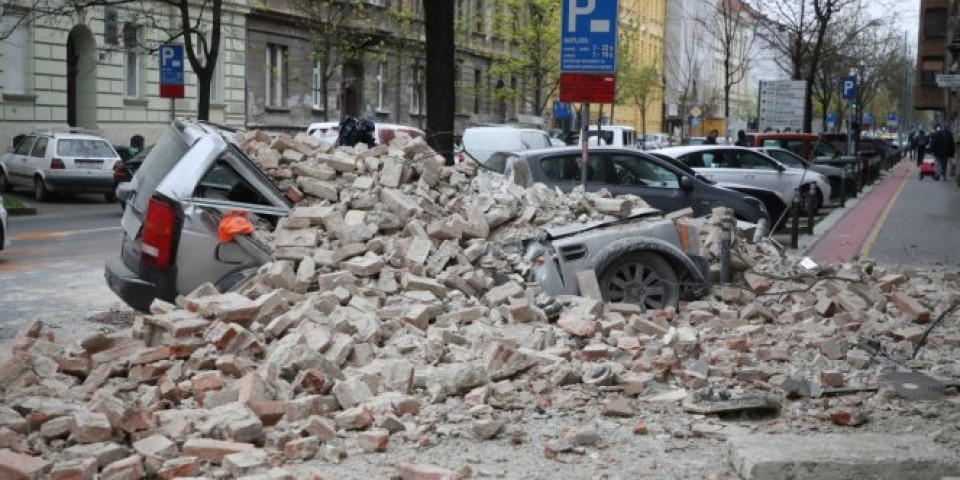 LJUDI ZATRPANI ISPOD RUŠEVINA! Katastrofa u Zagrebu posle razornog zemljotresa!