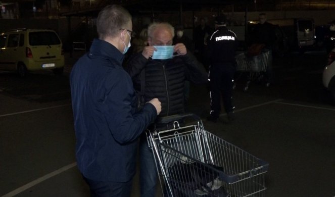 POLICAJCI UVEK TU DA POMOGNU! Stefanović: Zahvalan sam svim pripadnicima MUP koji su širom Srbije pomagali našim penzionerima! (FOTO)