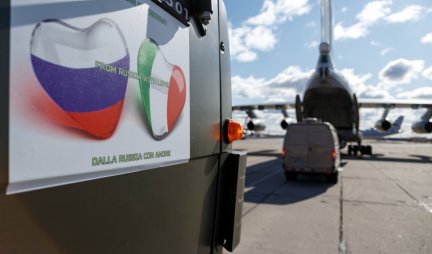 Italijani ne skidaju masovno EU zastave niti je pomoć EU za Italiju izostala (ISPRAVKA)