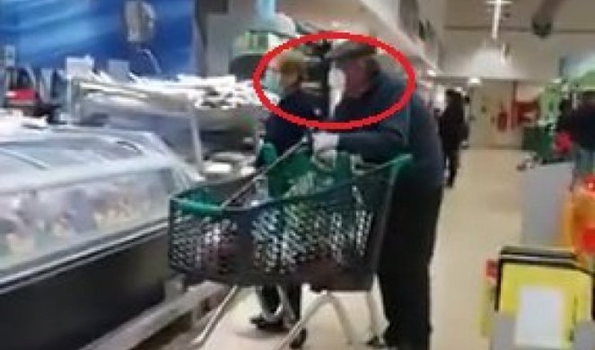 STAVIO JE OVO ČUDO NA GLAVU UMESTO MASKE! U prodavnici su ga svi gledali kao MARSOVCA, a šta biste vi rekli da vidite ovakvog deku? (FOTO/VIDEO)