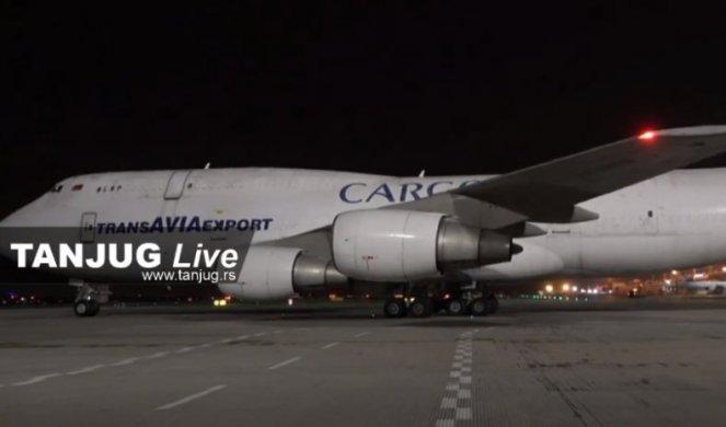 (VIDEO)  IZ KINE STIGLA NOVA TURA MEDICINSKE POMOĆI! Avion sleteo na aerodrom "Nikola Tesla", EVO ŠTA OD POMOĆI JE SVE STIGLO VEČERAS!