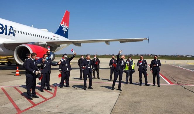 (VIDEO) U BEOGRAD SLETEO JOŠ JEDAN AVION IZ KINE SA MEDICINSKOM POMOĆI ZA SRBIJU!