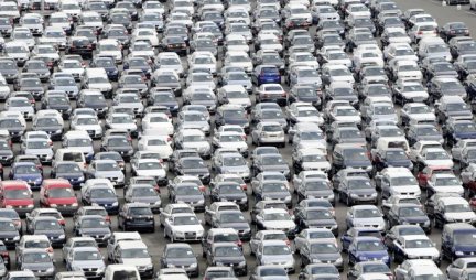 DIZELAŠIMA IZ NEMAČKE AZIL U SRBIJI: Do kraja godine biće uvezeno više od 35.000 "zabranjenih" vozila