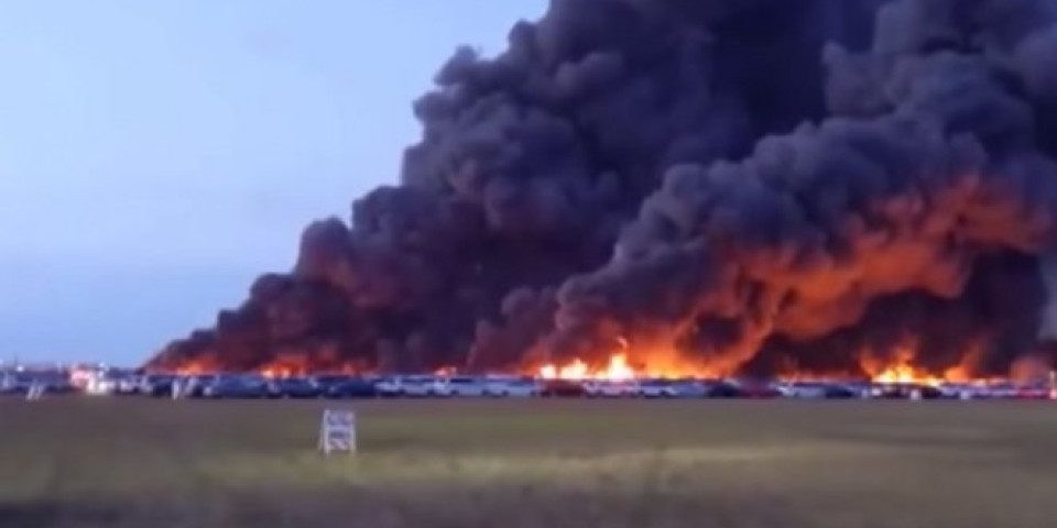 OVO JE TUŽNO GLEDATI, SVAKOM MUŠKARCU SE SRCE CEPA! Izgorelo 3.500 luksuznih automobila! (VIDEO)