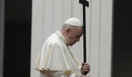 Papa Franja žestoko udario po Zapadu: To je najveće groblje za čovečanstvo...  Ne mogu se nazvati uzorom!