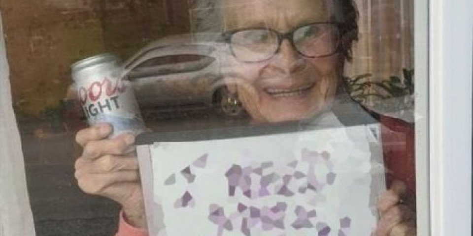 BAKA (93) POSLALA PORUKU IZ KARANTINA KOJU SVI DELE! Neobična molba ove starice iz Pensilvanije postala HIT NA DRUŠTVENIM MREŽAMA! (FOTO)