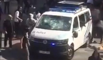 PROTESTI U BELGIJI ZBOG POGIBIJE MLADIĆA (19) KOJI JE PREKRŠIO KARANTIN! Bežao od policije skuterom, pa se zakucao u kombi! (VIDEO)