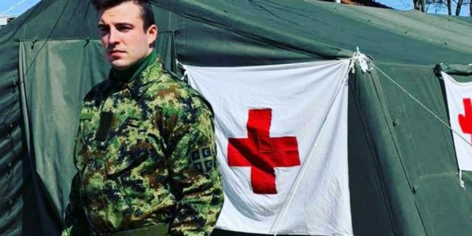 GOLGETER U FUDBALU, HEROJ U ŽIVOTU! Jovan zamenio dres medicinskom uniformom!